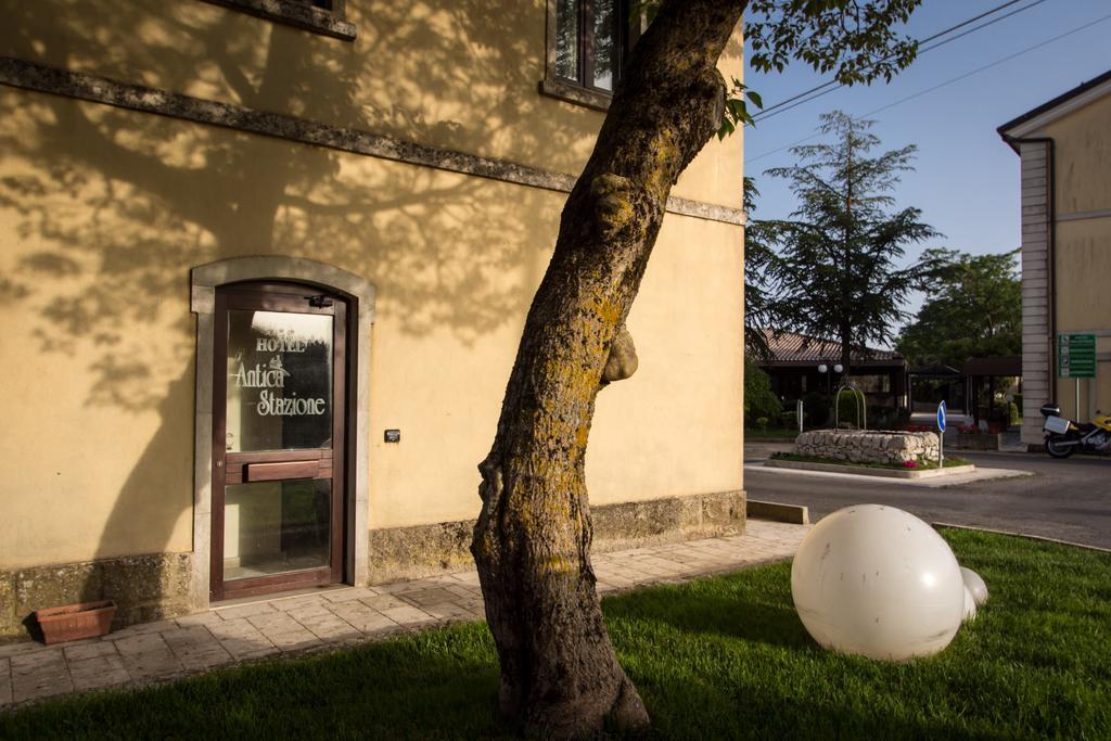 Antica Stazione Hotel Chiaramonte Gulfi Buitenkant foto