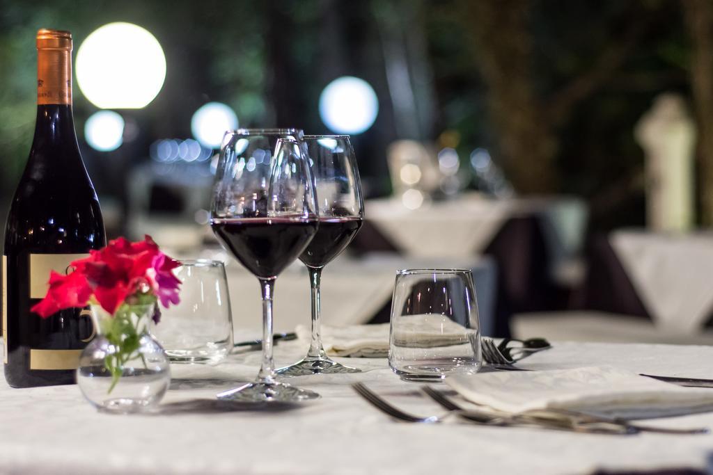 Antica Stazione Hotel Chiaramonte Gulfi Buitenkant foto