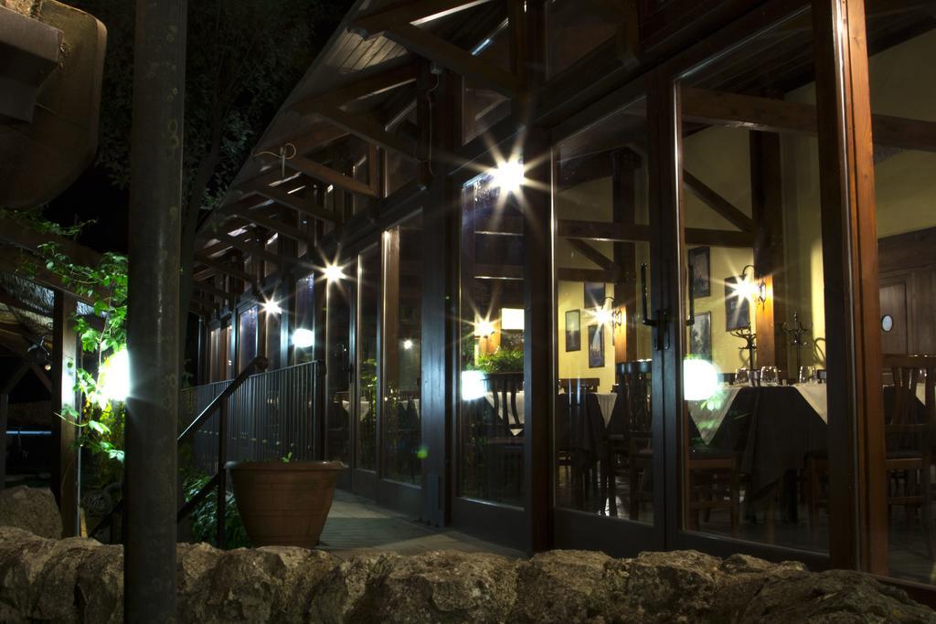 Antica Stazione Hotel Chiaramonte Gulfi Buitenkant foto